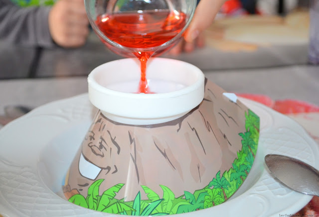 kit - activité ludique - activité créative - activité manuelle - box pour enfants - enfants - connaissances - volcans 