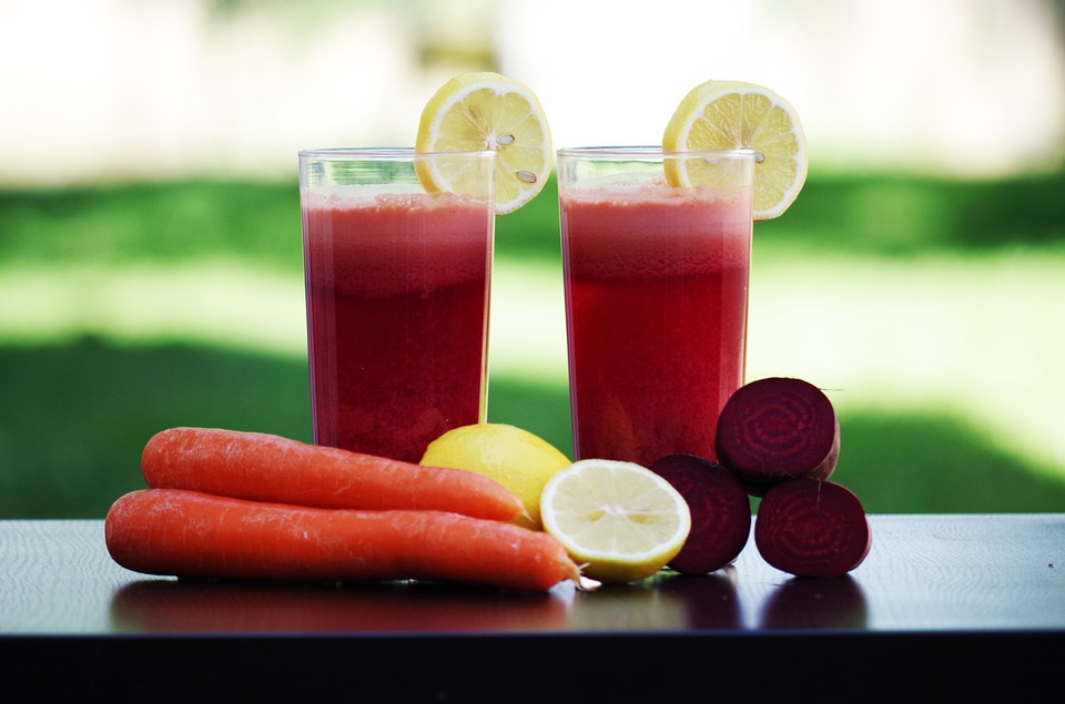 exces - garder la ligne - calories - astuces minceur - astuces bien etre - bienfaits du vinaigre de cidre - smoothies - jus de legumes