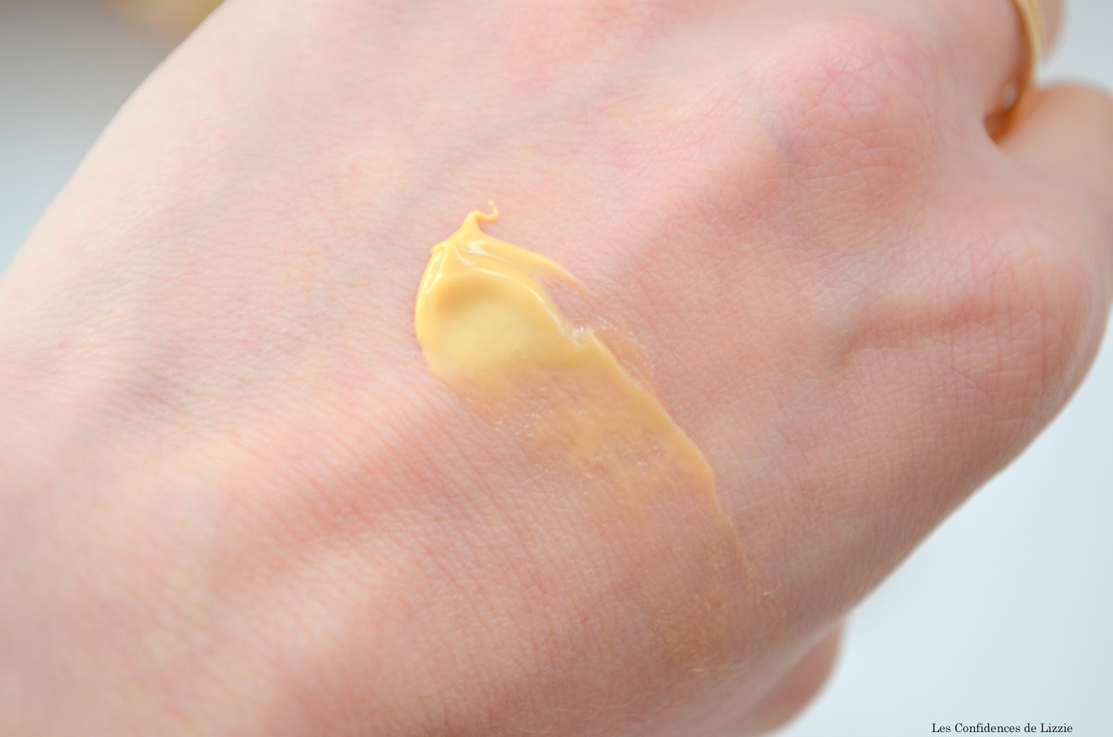30 ans - trentenaire - routeine beauté - produits de beaute - cosmetiques anti age - eau micellaire - contour des yeux lissant - creme de nuit - serum