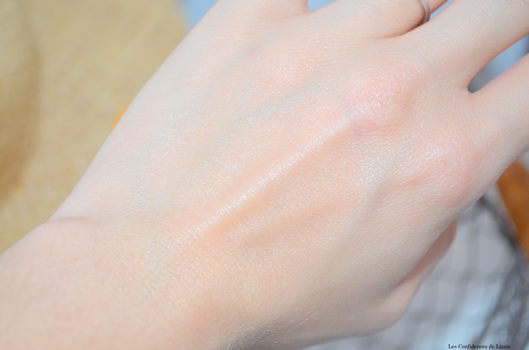 vichy - eau mineralisante - produits solaires - produit solaire indice 50 - anti uva - antiavb - brume fraicheur - fluide lacte - brumisateur
