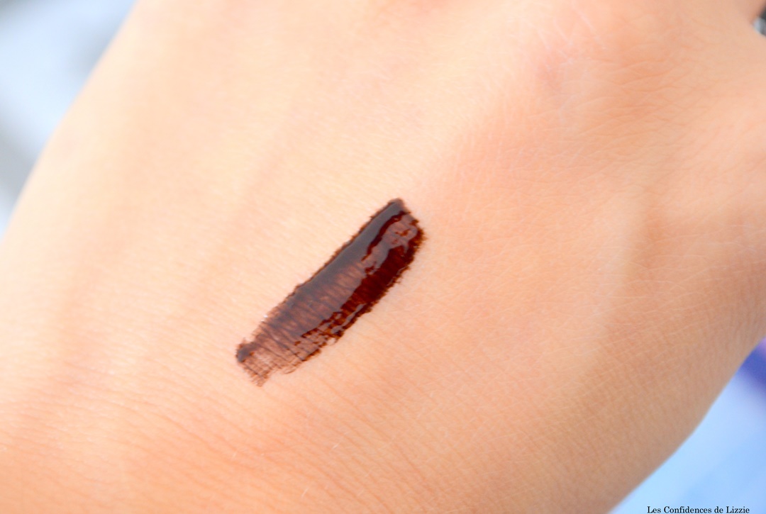 avoir-de-beaux-sourcils-tatoo-brown-maybelline