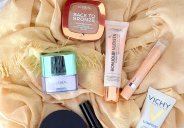produits-maquillage-couvrants-agreables-legers-fluides-poudre-compacte-vichy-loreal-paris