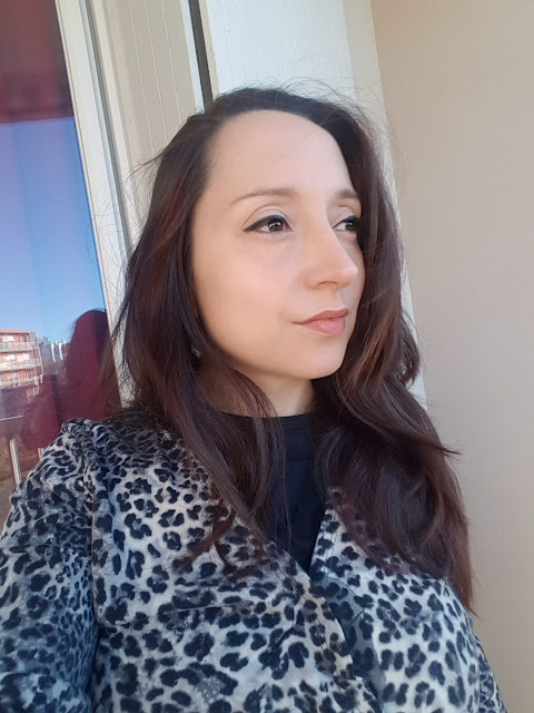 maquillage-selfie-teint-naturel-teint-nude-zero defaut