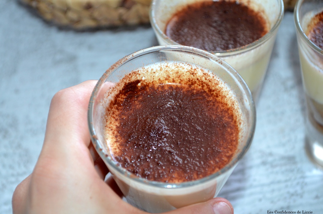 dessert-sain-facile-a-realiser-avec-des-boudoirs-et-des-petits-suisses