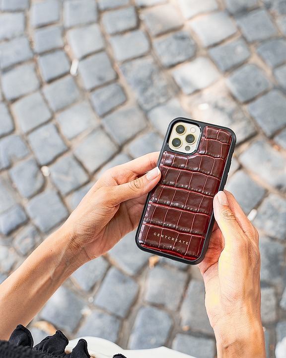 coque-telephone-assortie-look