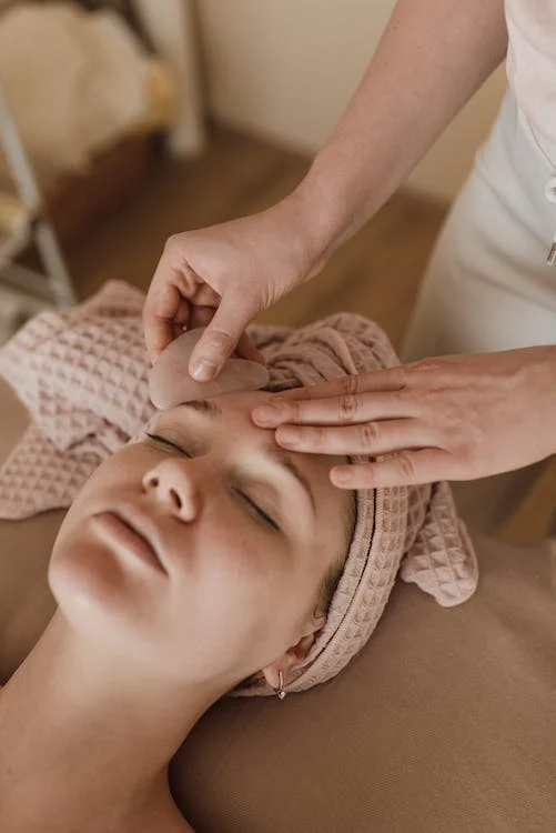 gua-sha-peau-dynamique