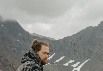 poncho-homme-piece-tendance