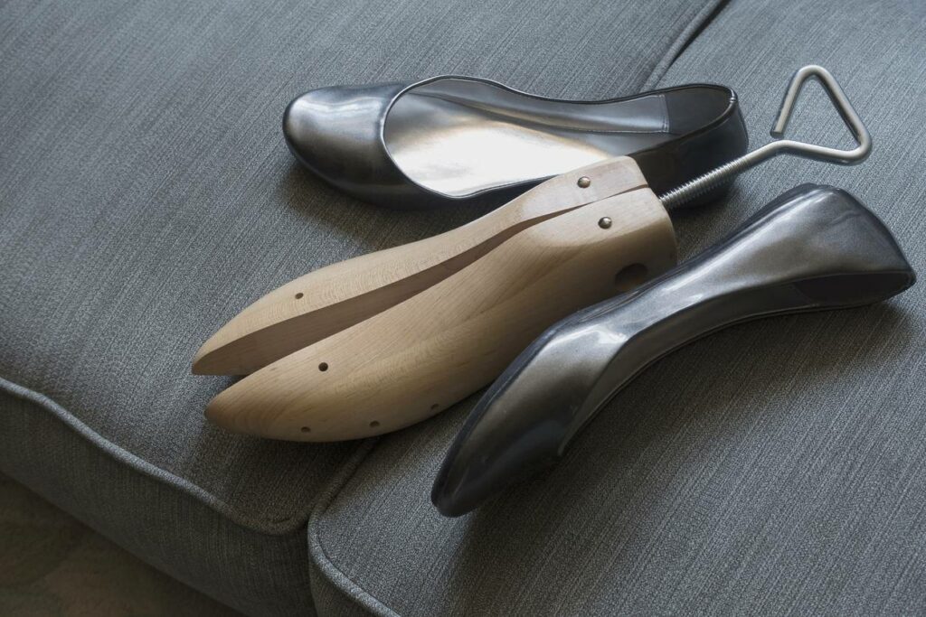entretenir-chaussures-embauchoir