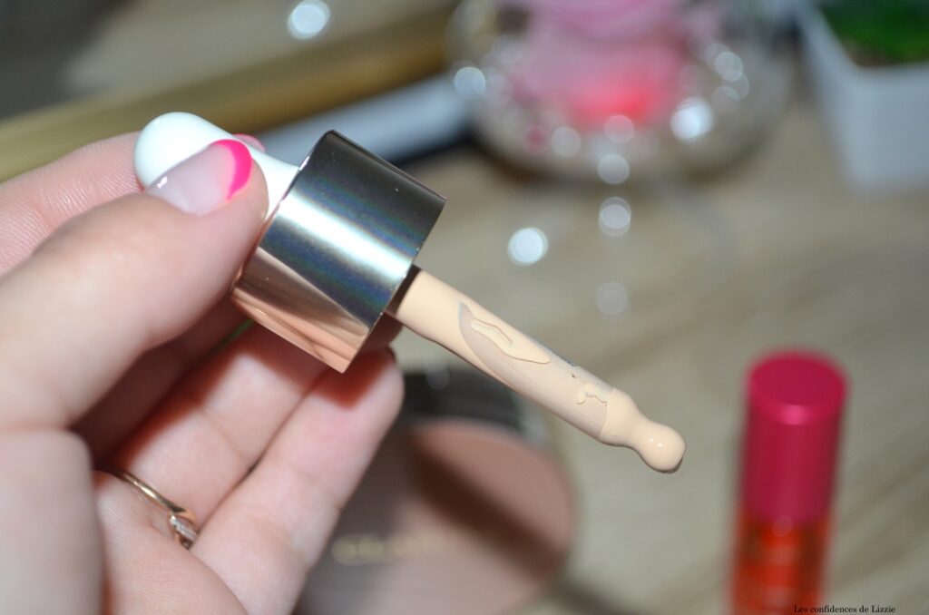 fond-de-teint-clarins-avis-a-la-loupe