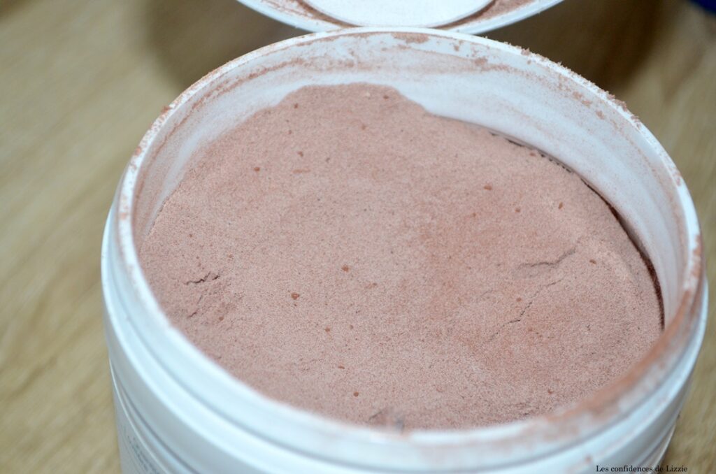 complement-alimentaire-poudre-chocolat