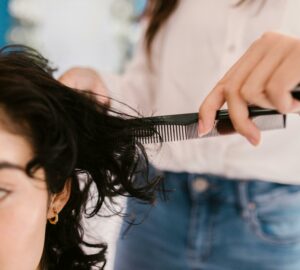 baisser-son-budget-beaute-cheveux